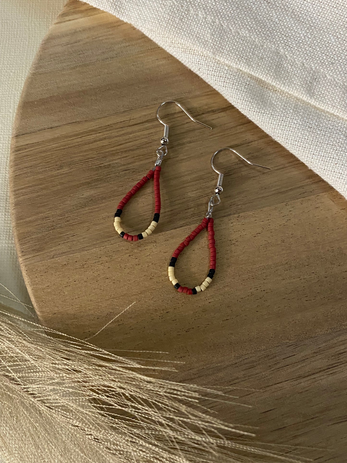 Dainty Teardrop Earrings