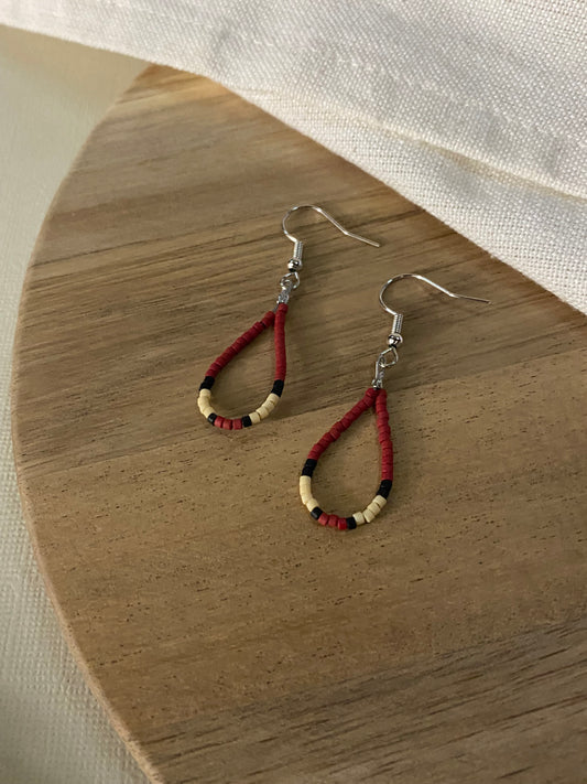 Dainty Teardrop Earrings